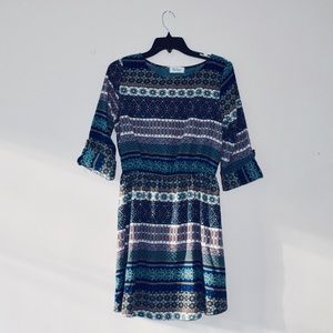 Blue patterned 3/4 sleeve dress